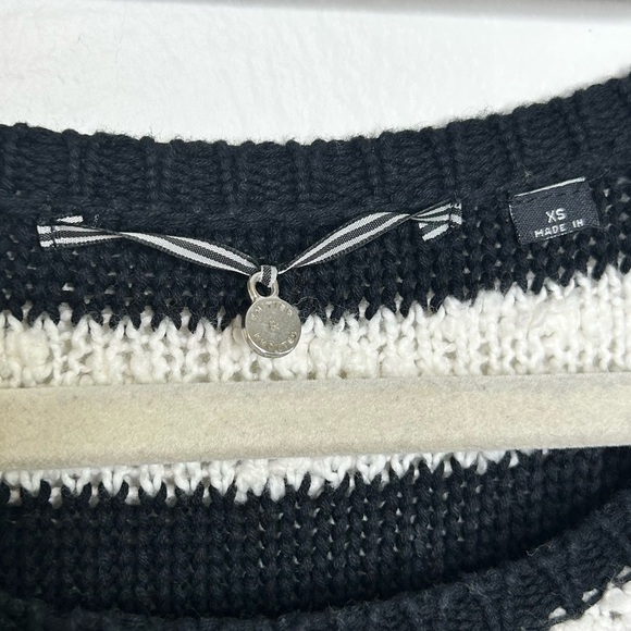 ANTHROPOLOGIE  Knitted & Knotted Peplum Knit Sweater Size XS - Picture 3 of 4